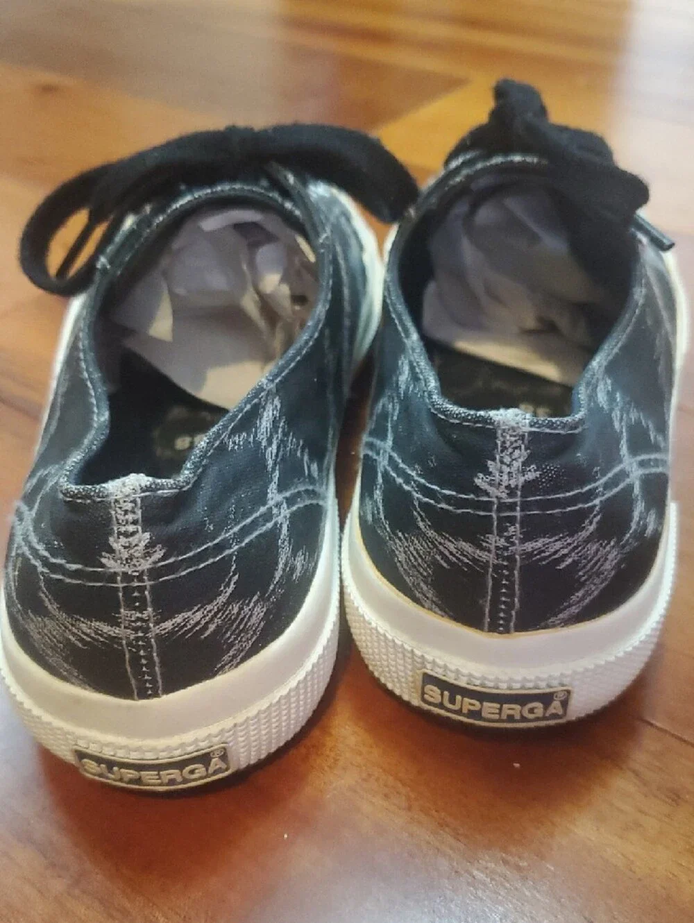 Superga classic low